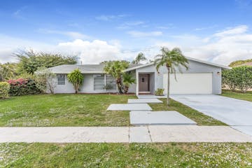 1461 Wyndcliff Dr Wellington, FL 33414